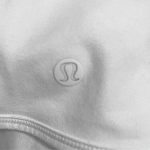 RARE Lululemon Pleated Back Folwy Relaxed Long Sleeve White 4  NWOT - Picture 7 of 8